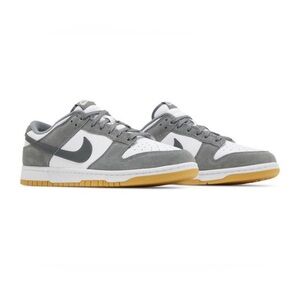 Nike Men’s Low-Top Sneakers White, Gray & Gum Yellow Outsole